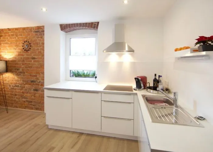 Helle Und Moderne Mit Terrasse By Interhome شقة Crostau